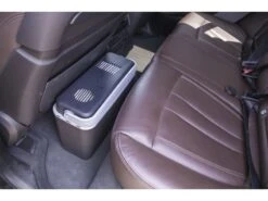 Autokoelbox - Arctic - 12 Volt - 12 Liter - Zwart/Grijs -Buiten Kamperen Winkel 57 3 autokoelbox artic 12 volt 12 liter zwart grijs 6702862