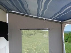 Eurotrail Canopy Room Bergen 410 8 Eurotrail Canopy Room Bergen 410 -Buiten Kamperen Winkel eurotrail bergen canopy room caravanstore 360 etct0161 22